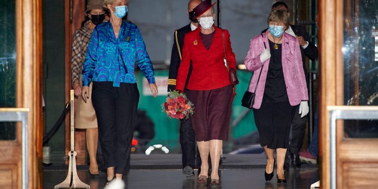primul-monarh-din-europa-care-a-decis-sa-se-vaccineze-impotriva-covid-19