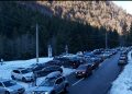 aglomeratie-pe-drumul-dinspre-munte-pe-transfagarasan-s-au-format-cozi-de-sase-kilometri.-video