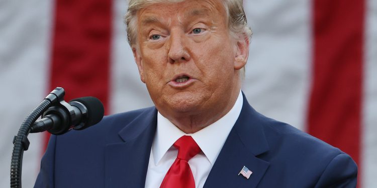 iranul-cere-interpol-sa-emita-un-mandat-de-arestare-pe-numele-lui-trump,-cu-2-saptamani-inainte-de-incheierea-mandatului-acestuia