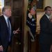 donald-trump-urmareste-scenele-violente-de-la-capitoliu-din-biroul-oval.-membrii-staffului-vor-sa-demisioneze