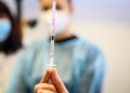 una-din-100.000-de-persoane-a-suferit-o-reactie-alergica-severa-dupa-ce-a-primit-o-doza-de-vaccin-pfizer