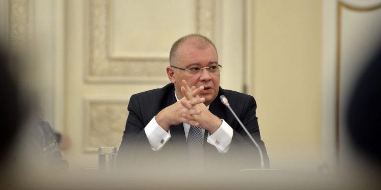 dan-mihalache,-din-nou-ambasador,-acum-in-cipru.-pe-vremea-cand-ocupa-functia-in-uk,-s-a-plans-ca-atentatele-de-la-londra-i-au-stricat-seara-la-o-nunta