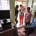 paradoxul-tabletelor-din-romania.-numarul-de-elevi-fara-acces-la-online-a-crescut,-desi-s-au-achizitionat-si-distribuit-echipamente