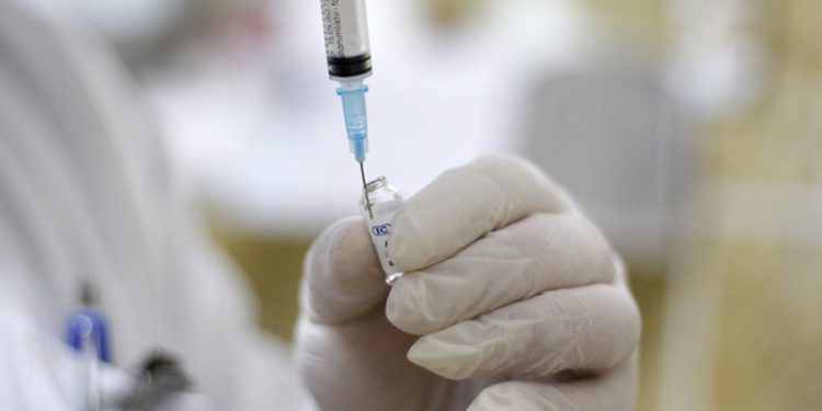 bilantul-zilei-12421-de-persoane-s-au-vaccinat-sambata.-au-fost-51-de-reactii-adverse