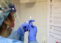 campulung-a-ratat-startul-pentru-a-doua-etapa-de-vaccinare-anti-covid.-cel-putin-jumatate-dintre-centrele-de-vaccinare,-nepregatite