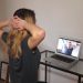 program-online-de-exercitii-fizice-si-de-postura,-adaptate-pentru-cei-care-lucreaza-de-acasa