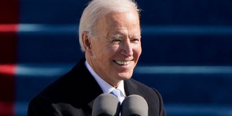 incercarile-prin-care-a-trecut-biden:-prima-sotie-si-fiica-au-murit-intr-un-accident-de-masina,-iar-el-a-fost-operat-de-doua-ori-pe-creier