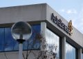 astrazeneca-anunta-ca-reduce-cu-60%-numarul-de-doze-de-vaccin-livrate-catre-ue-in-prima-parte-a-anului.-care-este-motivul