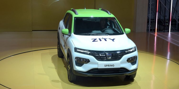 dacia-are-mii-de-precomenzi-pentru-noul-spring-nemtii-primesc-aproape-10.000-de-euro-de-la-stat-pentru-masinile-electrice