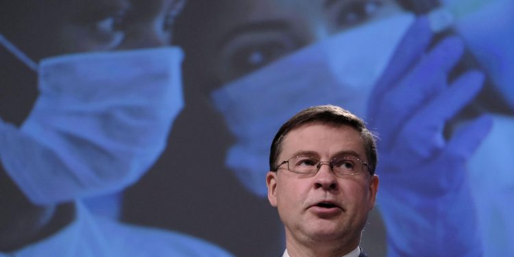comisar-european:-ue-vrea-un-acord-cu-sua-pentru-suspendarea-taxelor-vamale-timp-de-sase-luni.-miza:-miliarde-de-dolari