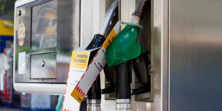 pretul-carburantilor-a-crescut-din-nou.-petrolul,-din-ce-in-ce-mai-valoros