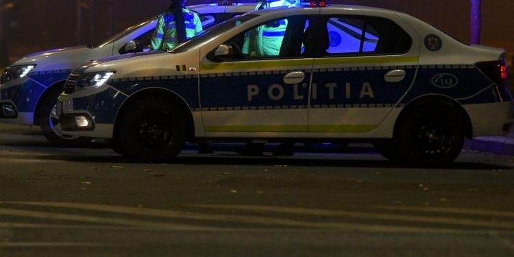 un-barbat-a-fost-batut-cu-pumnii-si-picioarele,-iar-apoi-a-fost-abandonat-in-fata-unei-biserici-din-botosani