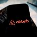 o-tanara-a-primit-7-milioane-de-dolari-de-la-airbnb,-dupa-ce-a-fost-violata-intr-un-apartament-inchiriat