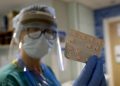 o-femeie-din-iasi-a-ajuns-in-stare-grava-la-spital-dupa-ce-s-a-tratat-acasa-de-covid,-de-teama-ca-o-omoara-spitalul-cu-oxigenul