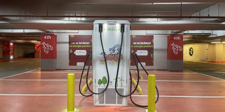 sun-plaza-in-parteneriat-cu-renovatio-e-charge-deschide-19-statii-de-reincarcare-masini-electrice