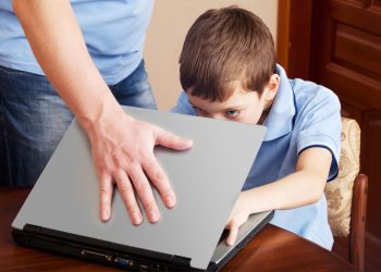 Sindromul vederii la calculator in randul copiilor