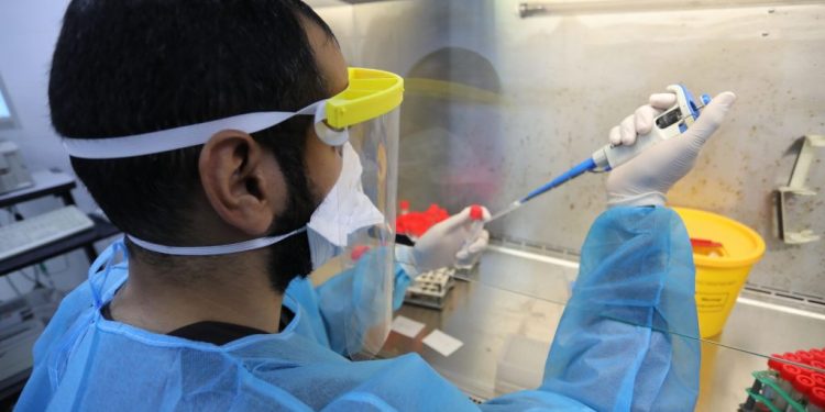 infectiile-bacteriene-rezistente-la-antibiotice-au-omorat-1,2-milioane-de-oameni
