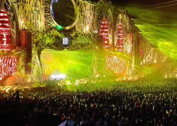 untold-2022.-cazarea-la-cel-mai-scump-festival-din-romania