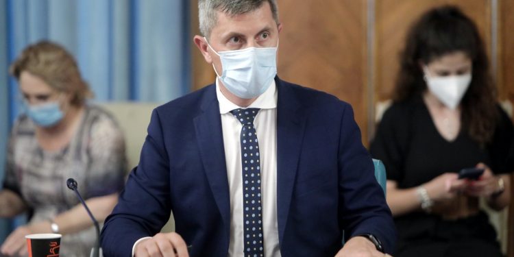 usr-si-aur-ataca-modificarea-regulamentului-camerei-deputatilor