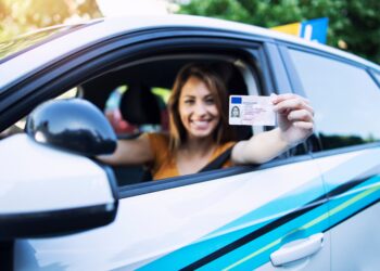Tot ce trebuie să faci pentru a obține permisul de conducere!