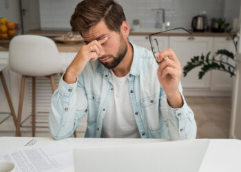 5 semne că trebuie să mergi la un control oftalmologic